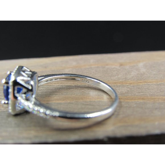 Size 7 Sterling Silver Round Blue Round Cubic Zirconia Halo Band Ring - Picture 6 of 9